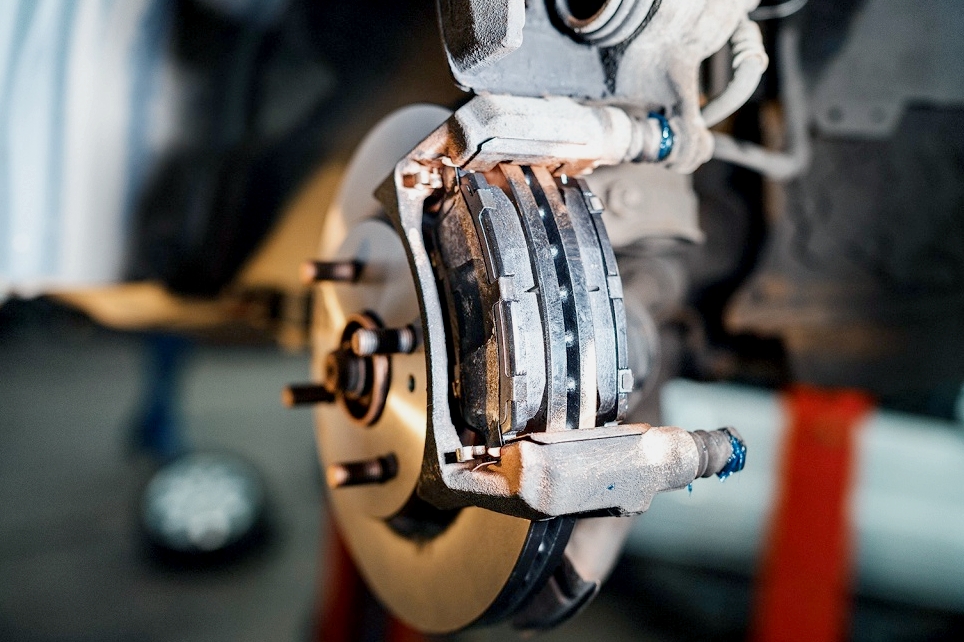 Замена тормозных колодок от лучшего автосервиса G-Energy Service